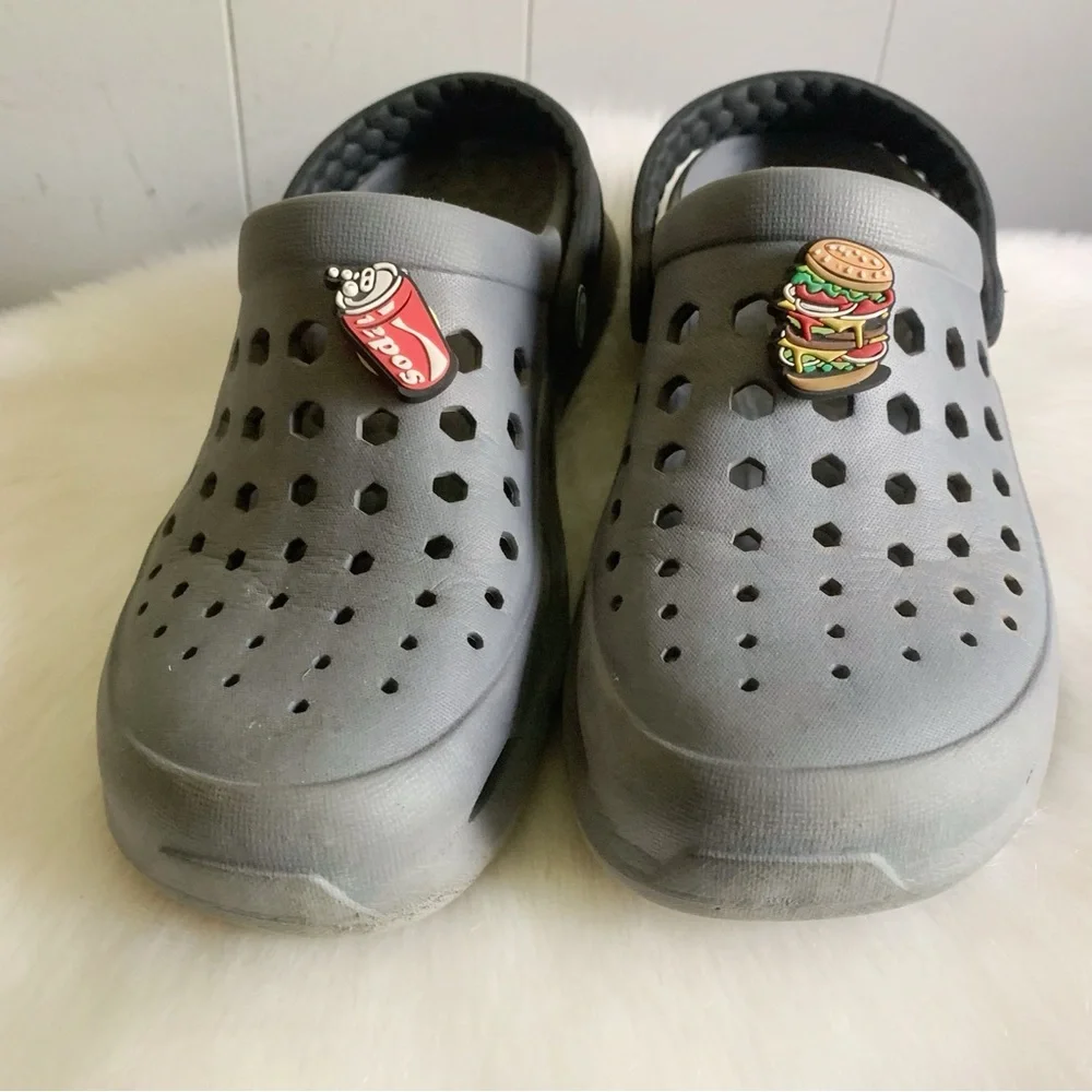 Joybees Kids Dylan Slip On Clog w Foodie Charms Gray Size 3